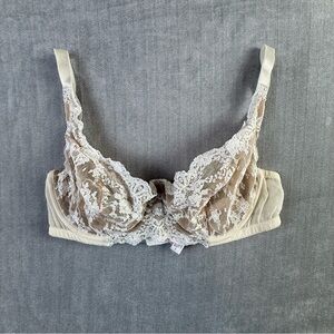Victoria's Secret‎ White Floral Lace Unlined Underwire Bra Tan Mesh 36C